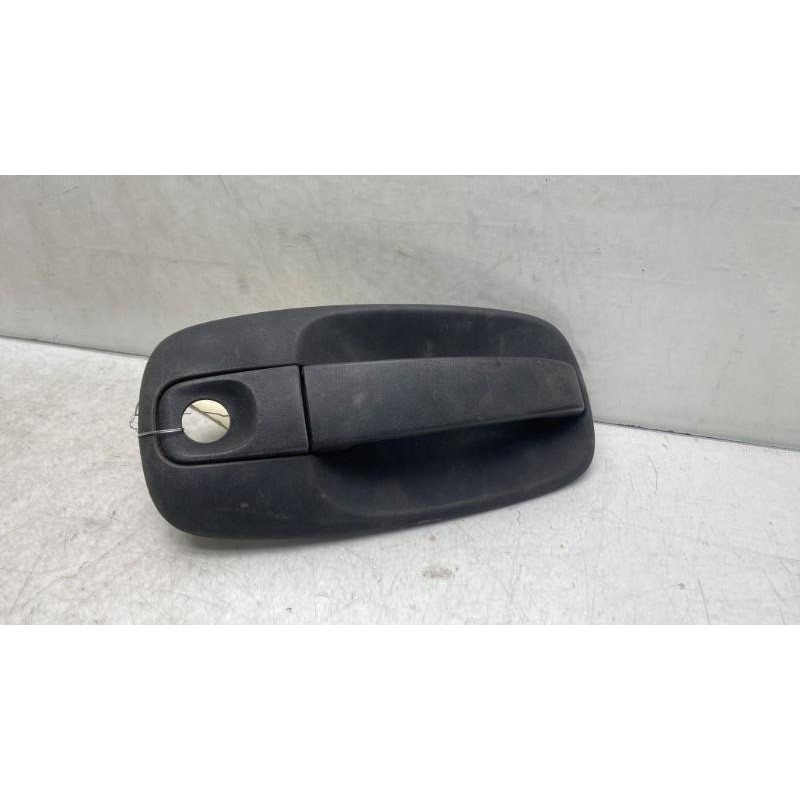 Poignee porte avant gauche RENAULT TRAFIC 2 Photo n°1