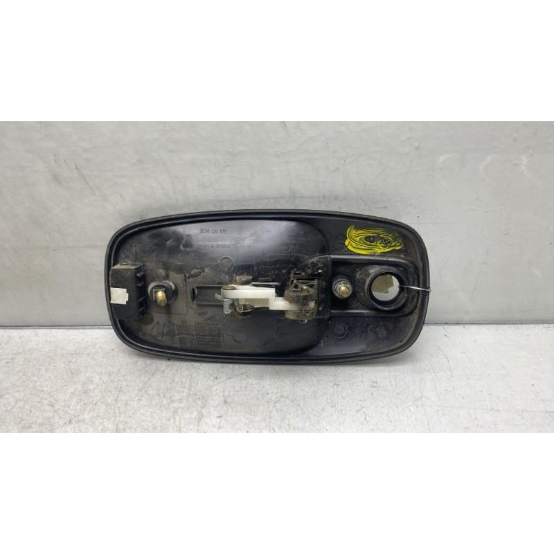 Poignee porte avant gauche RENAULT TRAFIC 2 Photo n°3