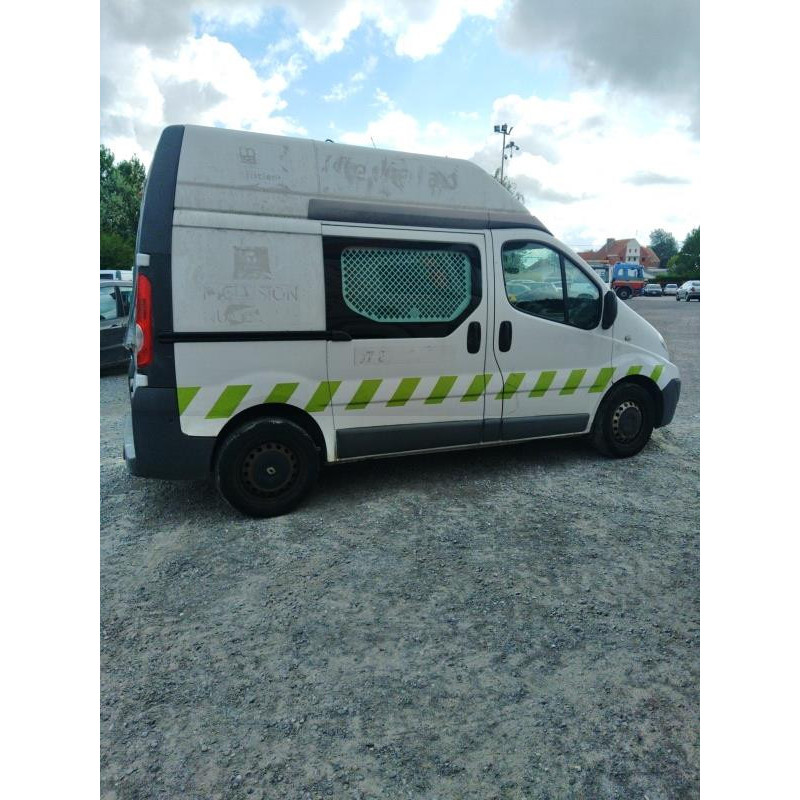 Poignee porte avant gauche RENAULT TRAFIC 2 Photo n°10