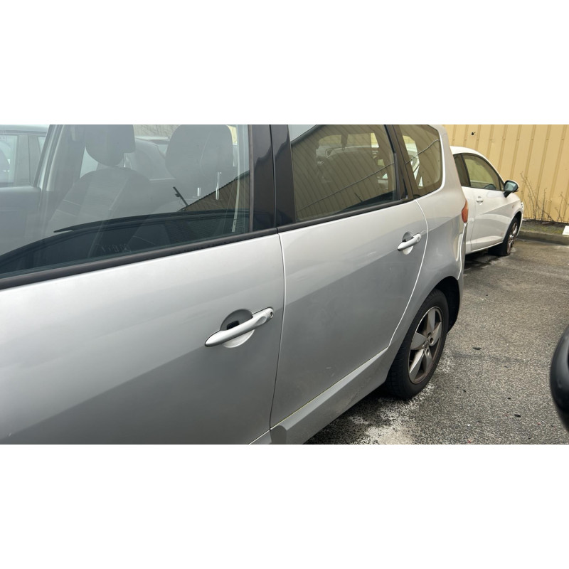 Compteur RENAULT GRAND SCENIC 3 Photo n°11