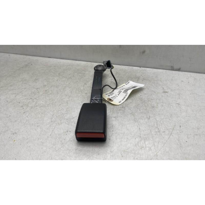 Attache ceinture avant droit RENAULT CLIO 4 Photo n°3
