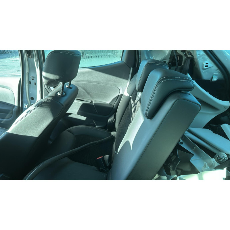 Attache ceinture avant droit RENAULT CLIO 4 Photo n°12
