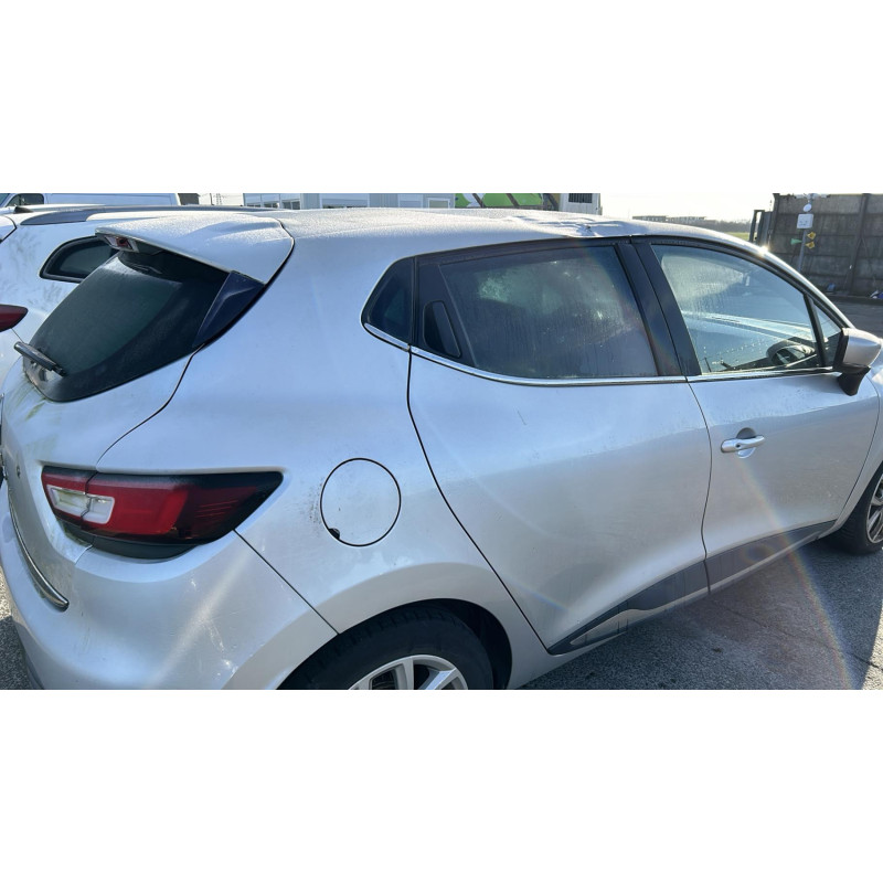 Attache ceinture avant droit RENAULT CLIO 4 Photo n°16