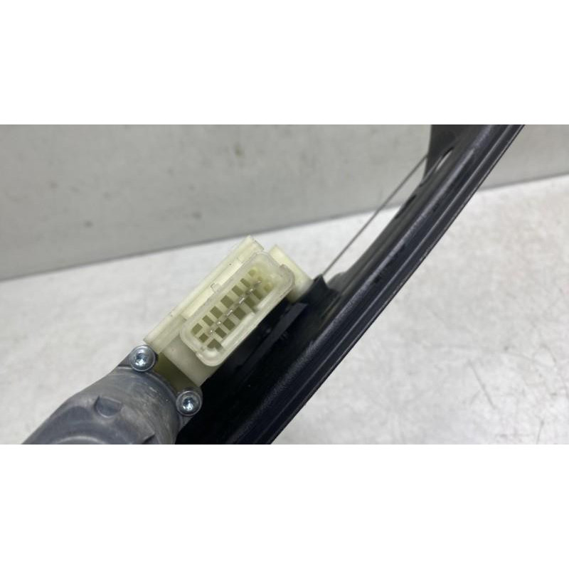 Leve vitre electrique arriere gauche CITROEN C4 PICASSO 2 Photo n°4