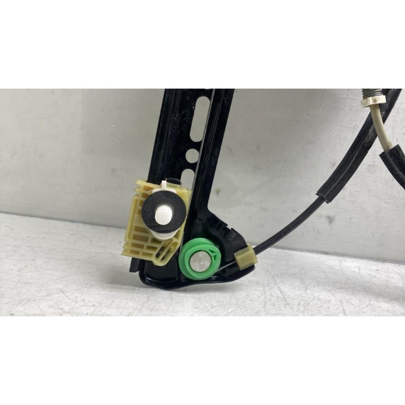 Leve vitre electrique avant droit CITROEN C4 PICASSO 2 Photo n°8