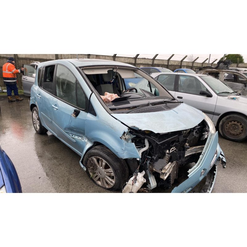 Vitre arriere droit RENAULT GRAND MODUS Photo n°11