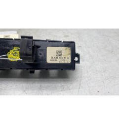 Bouton de warning PEUGEOT 3008 1