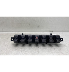 Bouton de warning PEUGEOT 3008 1