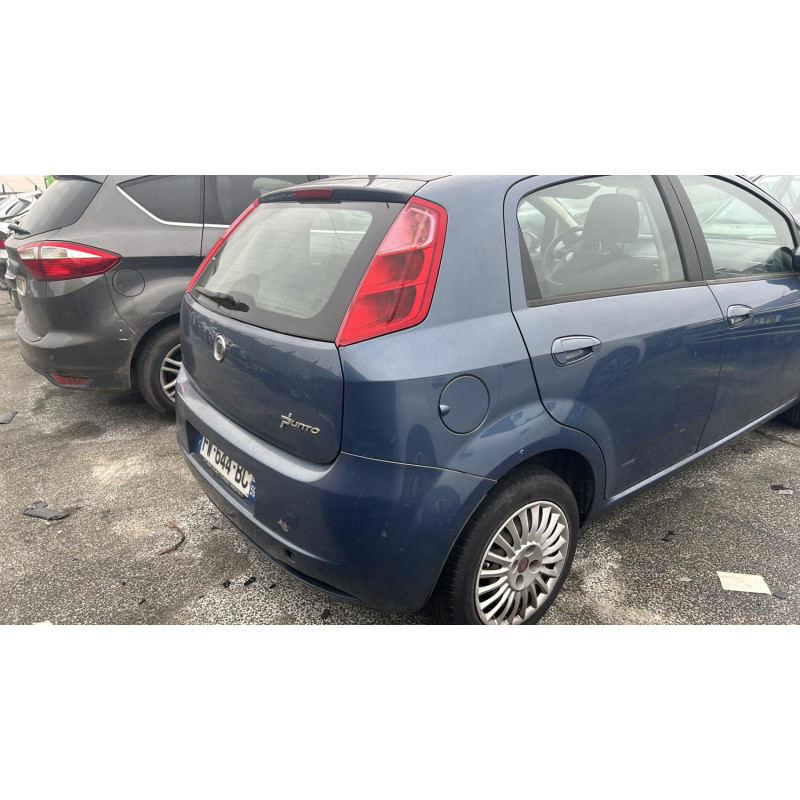 Compresseur clim FIAT GRANDE PUNTO Photo n°7