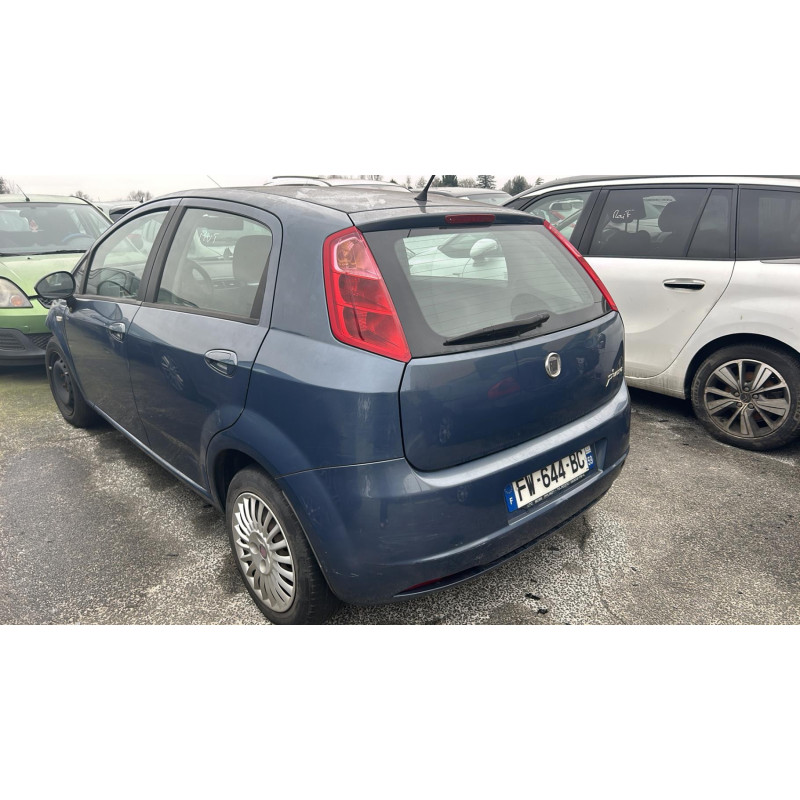 Compresseur clim FIAT GRANDE PUNTO Photo n°11