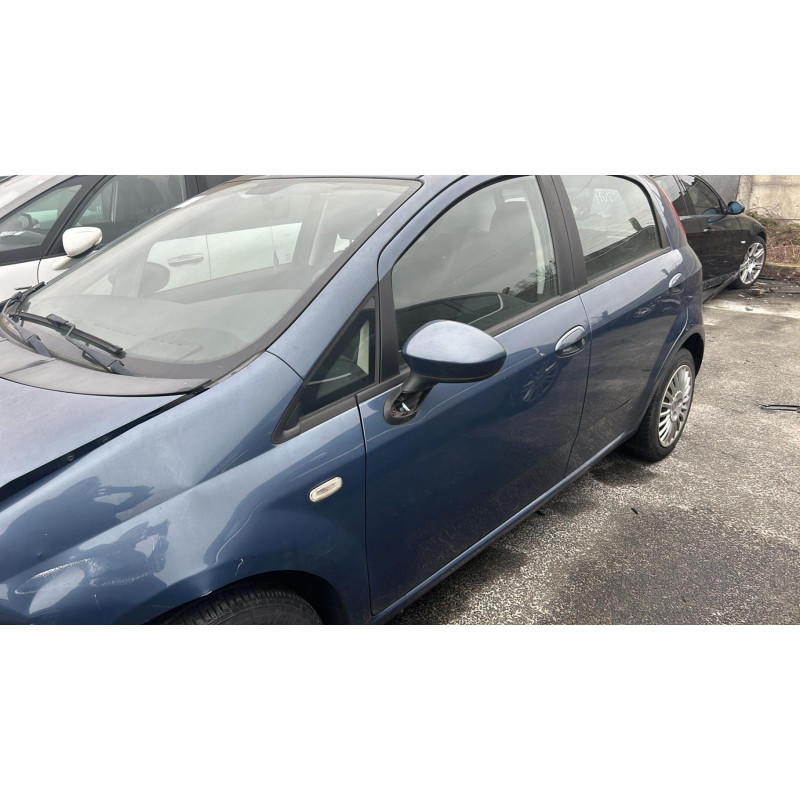 Compresseur clim FIAT GRANDE PUNTO Photo n°17