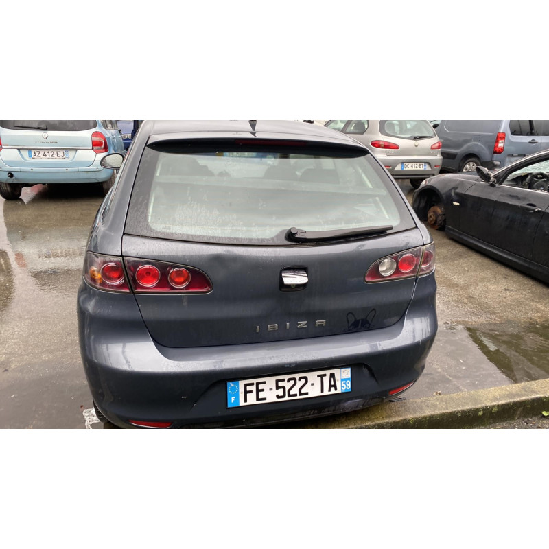 Bouton de coffre SEAT IBIZA 3 Photo n°12