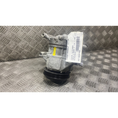 Compresseur clim TOYOTA YARIS 3 Photo n°1