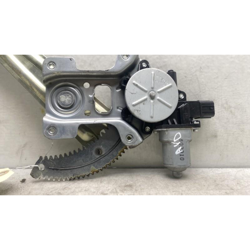 Leve vitre electrique avant droit PEUGEOT 4007 Photo n°4