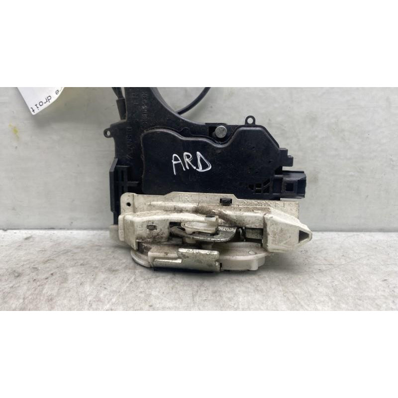 Serrure arriere droit PEUGEOT 4007 Photo n°5