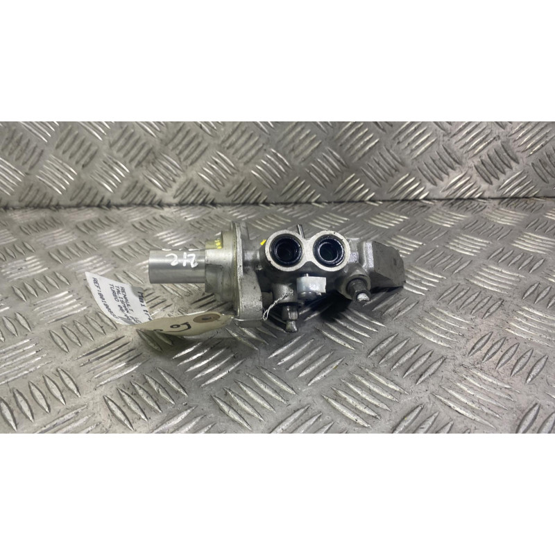 Maitre cylindre (freinage) RENAULT TALISMAN Photo n°3