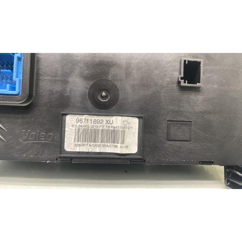 Commande chauffage CITROEN C3 PICASSO Photo n°4