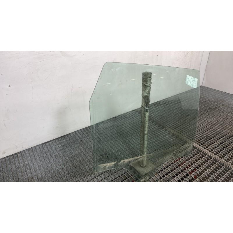Vitre arriere droit CITROEN C3 AIRCROSS Photo n°4