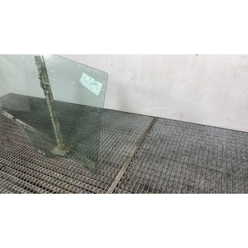 Vitre arriere droit CITROEN C3 AIRCROSS Photo n°5