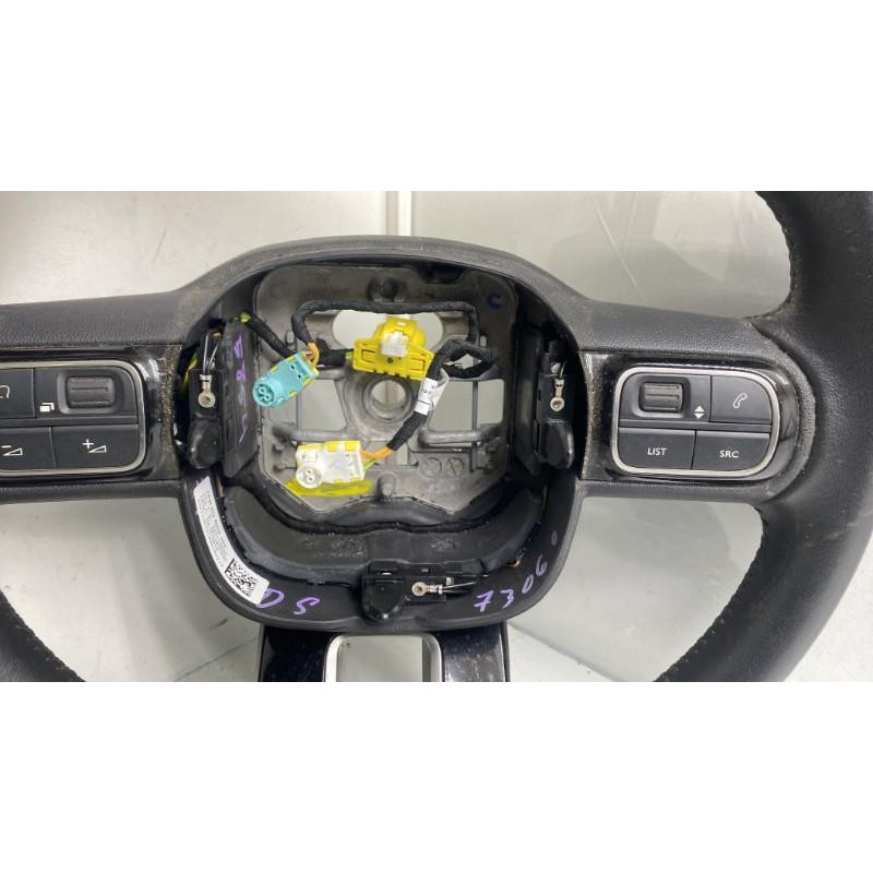 Volant CITROEN C3 AIRCROSS Photo n°1