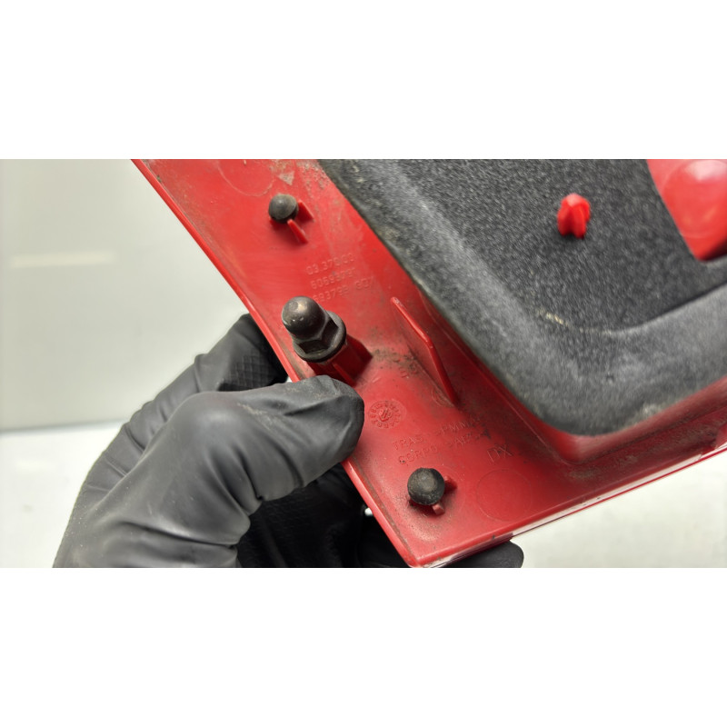 Feu arriere secondaire droit (feux) ALFA ROMEO 147 Photo n°4