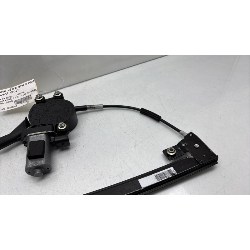 Leve vitre electrique avant droit ALFA ROMEO 147 Photo n°3