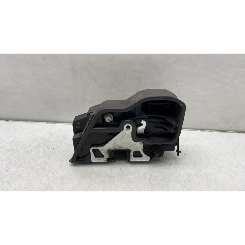Serrure arriere gauche BMW SERIE 1 E87 Photo n°3