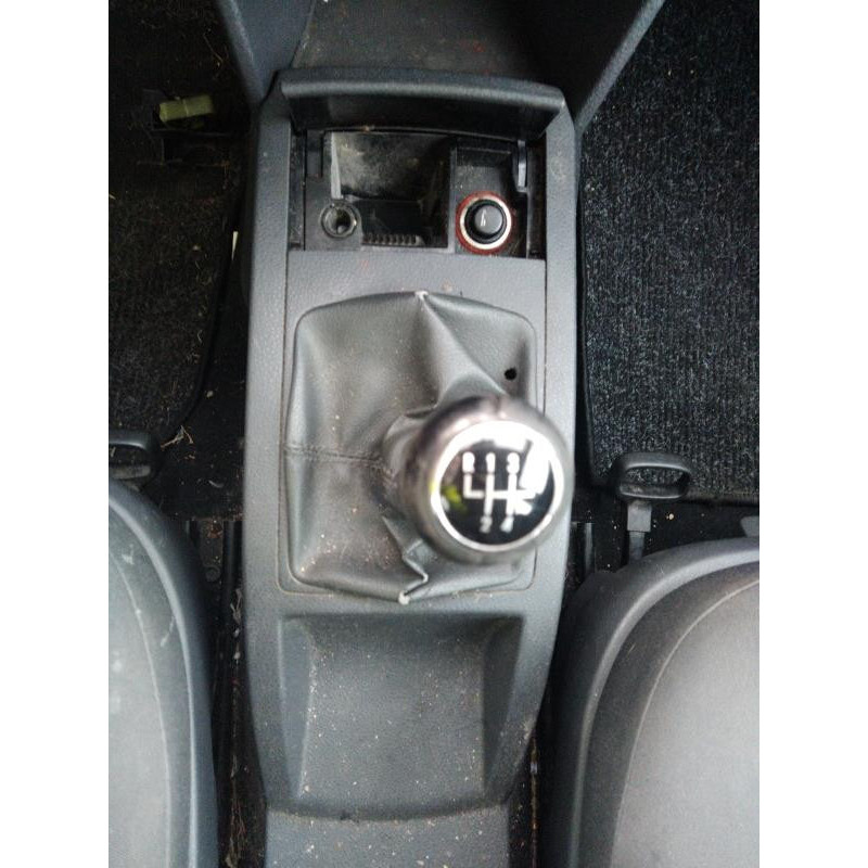Porte avant gauche VOLKSWAGEN POLO 4 Photo n°8
