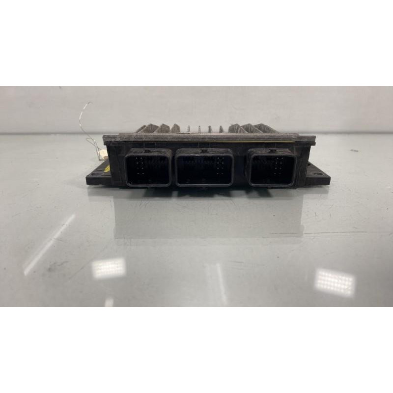 Calculateur moteur RENAULT KANGOO 2 Photo n°1