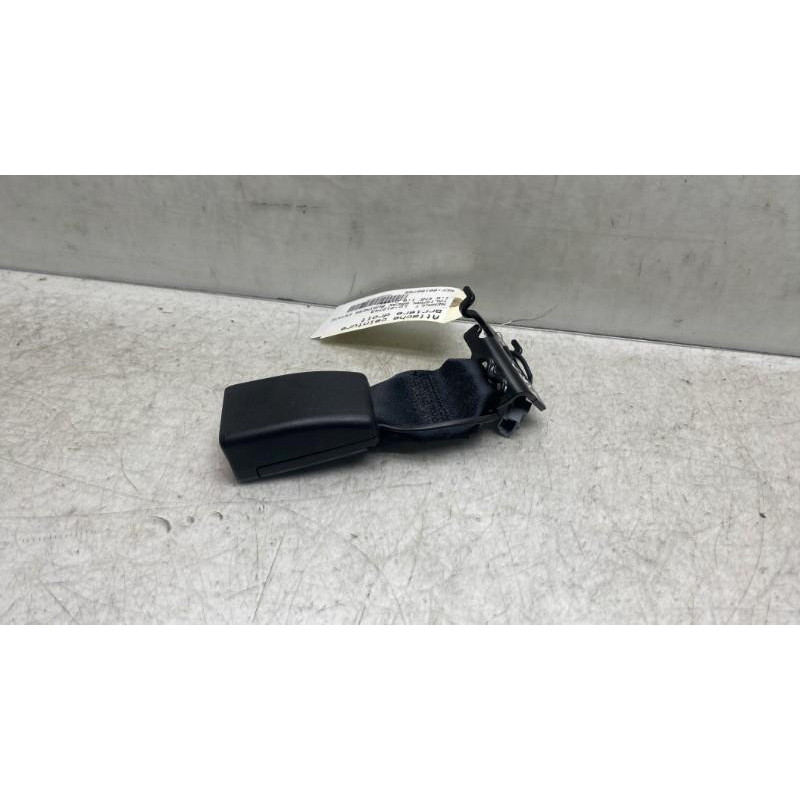 Attache ceinture arriere droit RENAULT TALISMAN Photo n°3