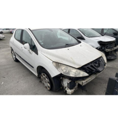 Attache ceinture avant droit PEUGEOT 308 1