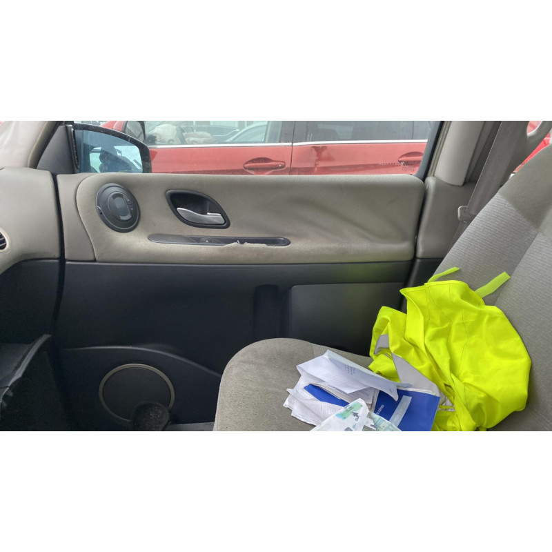 Calandre RENAULT GRAND ESPACE 4 Photo n°5