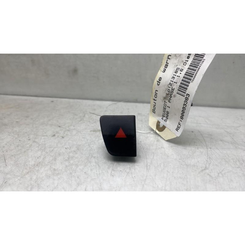 Bouton de warning PEUGEOT 5008 1 Photo n°4