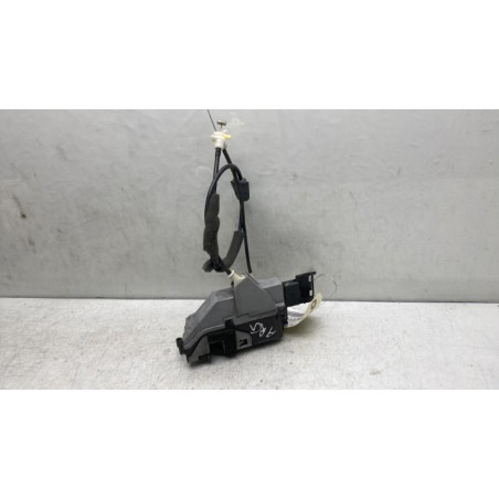 Serrure arriere gauche PEUGEOT 5008 1