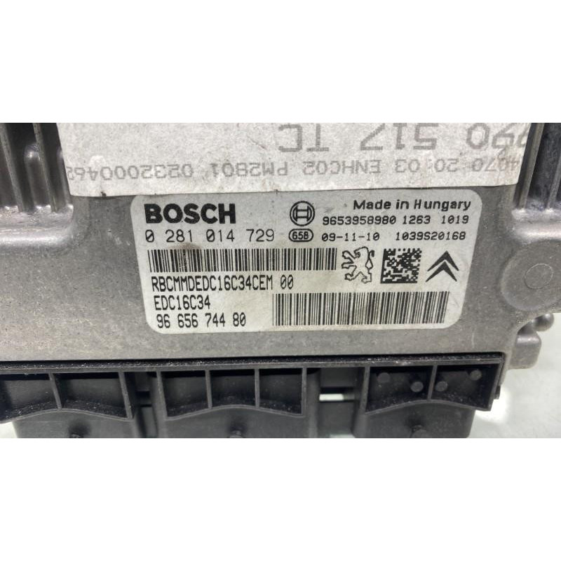 Calculateur moteur PEUGEOT 5008 1 Photo n°1