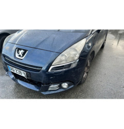 Calculateur moteur PEUGEOT 5008 1