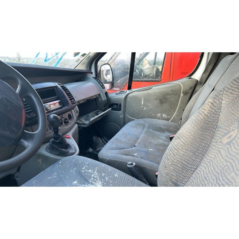 Poignee porte avant gauche RENAULT TRAFIC 2 Photo n°9