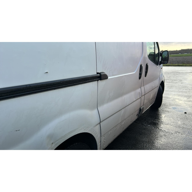 Poignee porte avant gauche RENAULT TRAFIC 2 Photo n°11
