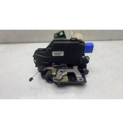 Serrure avant droit VOLKSWAGEN POLO 4