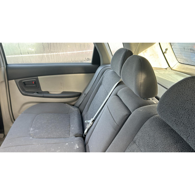 Porte avant gauche KIA CERATO Photo n°19