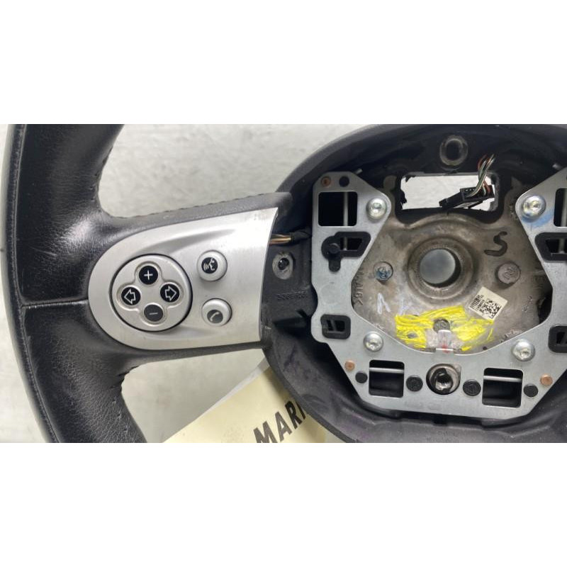 Volant MINI MINI 2 R56 Photo n°5