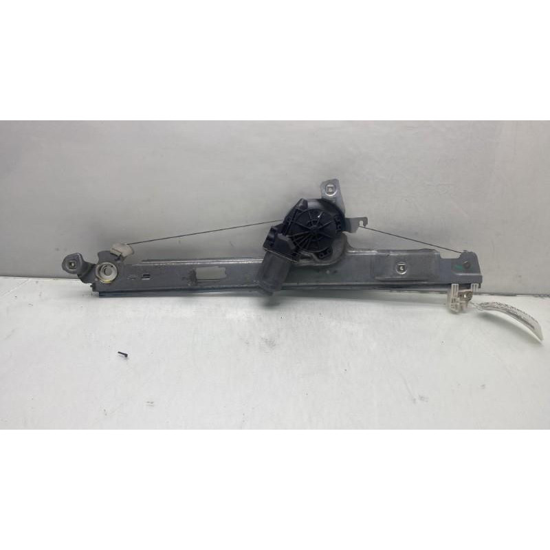 Leve vitre electrique avant droit RENAULT SCENIC 2 Photo n°7