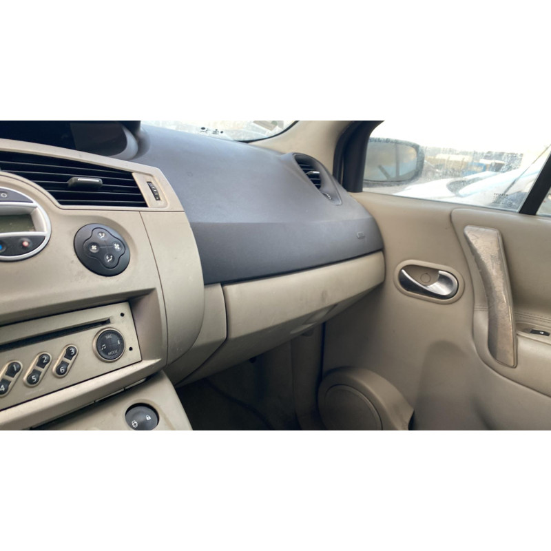 Interrupteur de leve vitre avant droit RENAULT SCENIC 2 Photo n°16