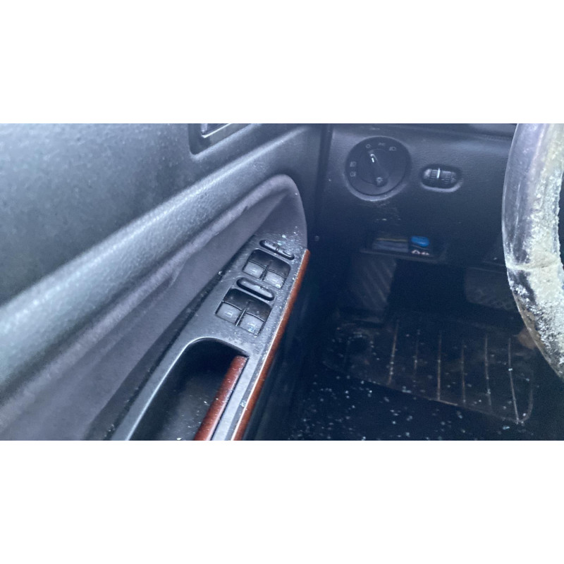 Serrure avant droit VOLKSWAGEN PASSAT 4 Photo n°12