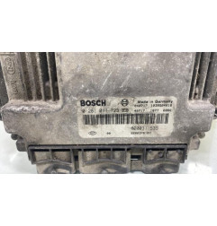 Calculateur moteur RENAULT LAGUNA 2 Photo n°1