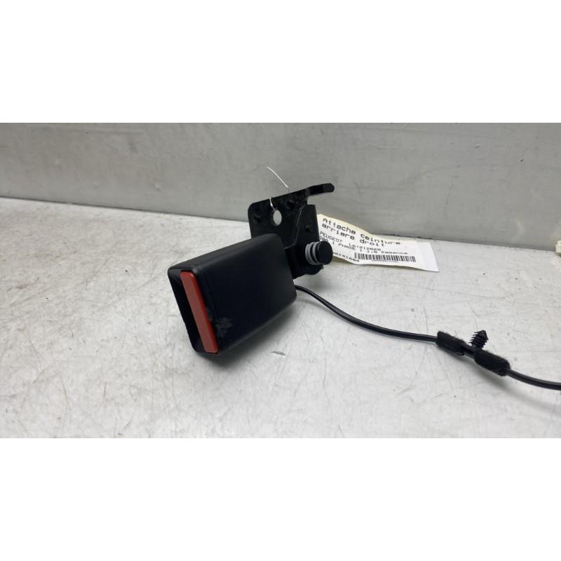 Attache ceinture arriere droit PEUGEOT 508 1 Photo n°2