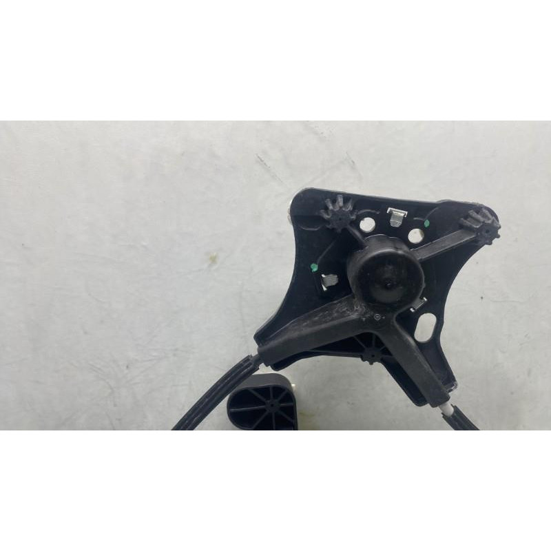 Leve vitre mecanique arriere droit OPEL CORSA F Photo n°3