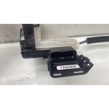 Serrure arriere droit OPEL CORSA F