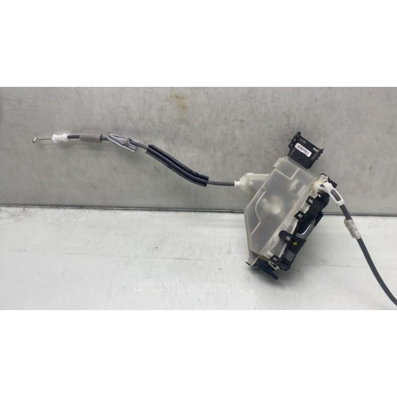 Serrure arriere droit OPEL CORSA F Photo n°4
