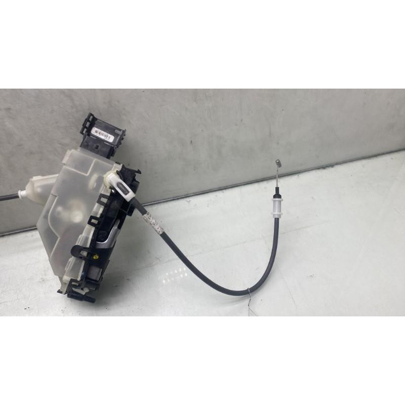 Serrure arriere droit OPEL CORSA F Photo n°6